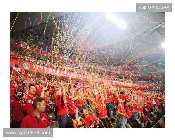 深圳排球队近期状态引发热议球迷与专家各执己见的争论分析