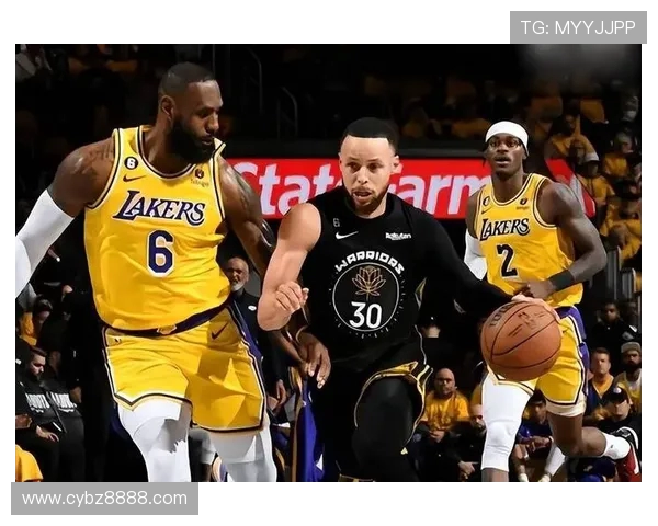 2017年4月13日勇士与湖人激战回顾:精彩瞬间与赛后分析 2017年4月13日勇士与湖人激战回顾:精彩瞬间与赛后分析