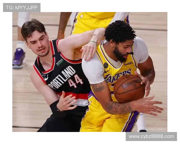 女足比赛直播精彩对决美国队展现巾帼风采与实力较量