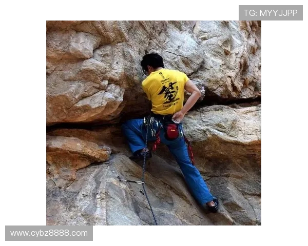 南京极限运动队在攀岩联赛中以69分稳居积分榜首位 南京极限运动队在攀岩联赛中以69分稳居积分榜首位